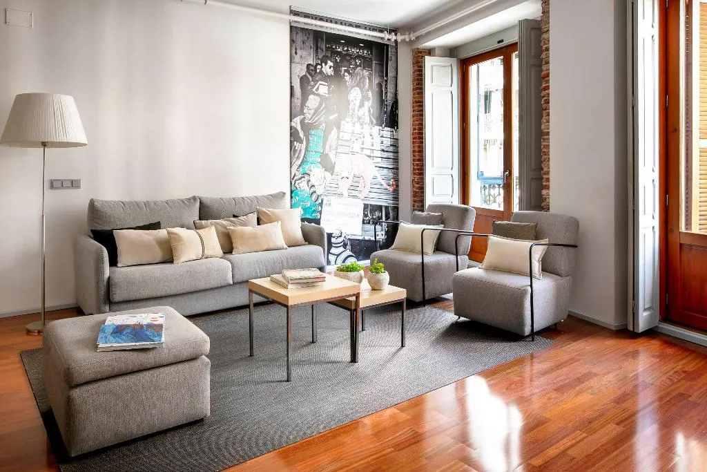 APARTMENT CAPACITY 6 Room, Eric Vokel Madrid Suites, Madrid
