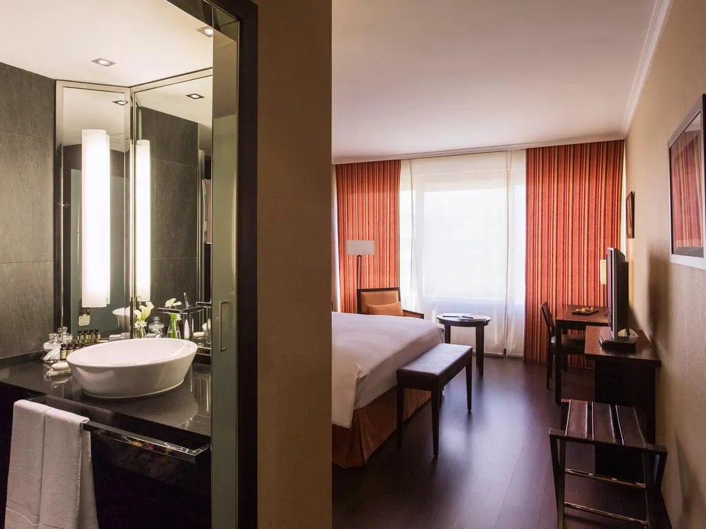 DOUBLE STANDARD Room, Pullman Madrid Airport Feria, Madrid