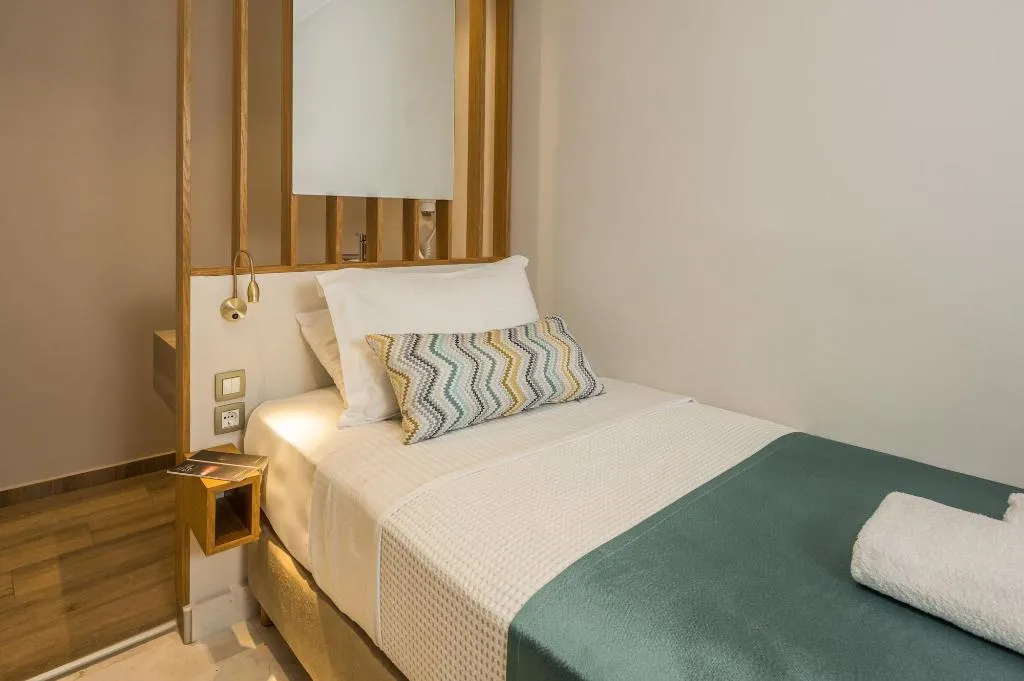 Room, Plaza 1866 Superior City Rooms, Crete
