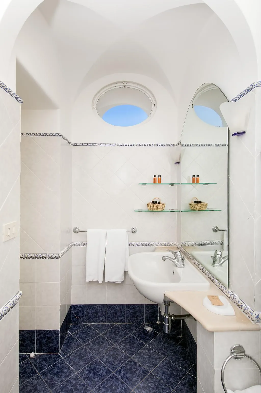 Double or Twin STANDARD Room, Bellavista, Naples