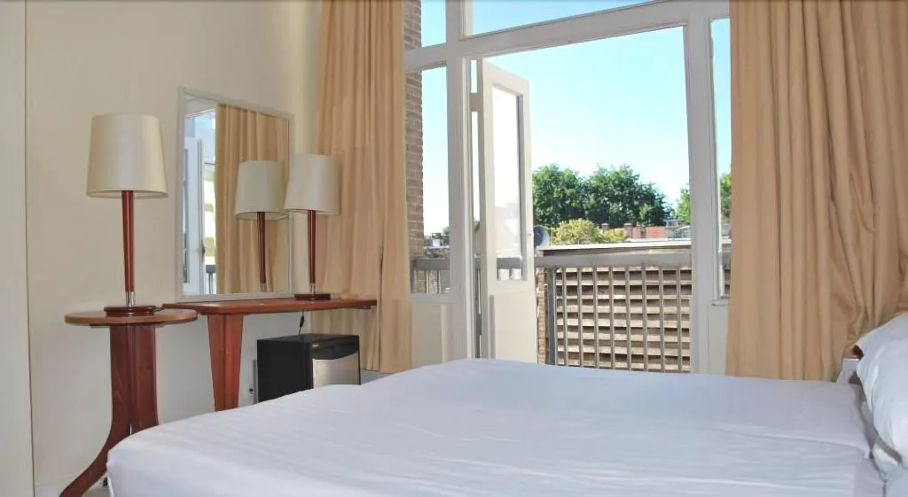 Room, Hotel Isis, Amsterdam
