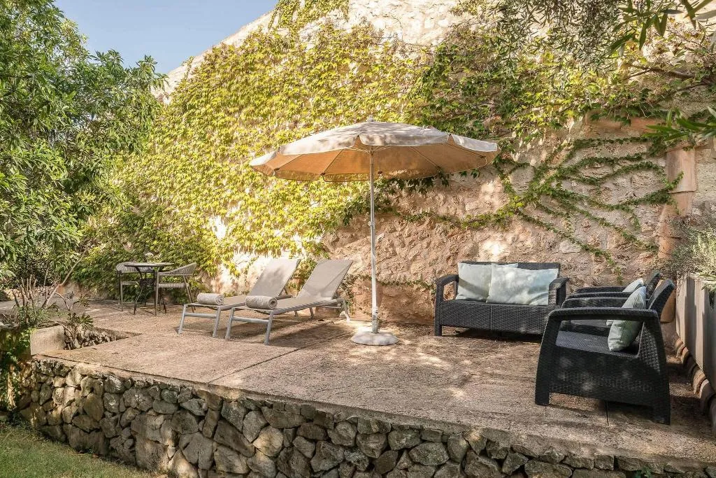 Terrace, Sa Franquesa Nova, Majorca