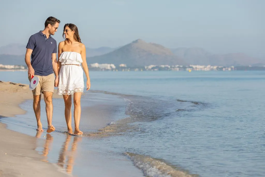 Beach, JS Yate, Majorca
