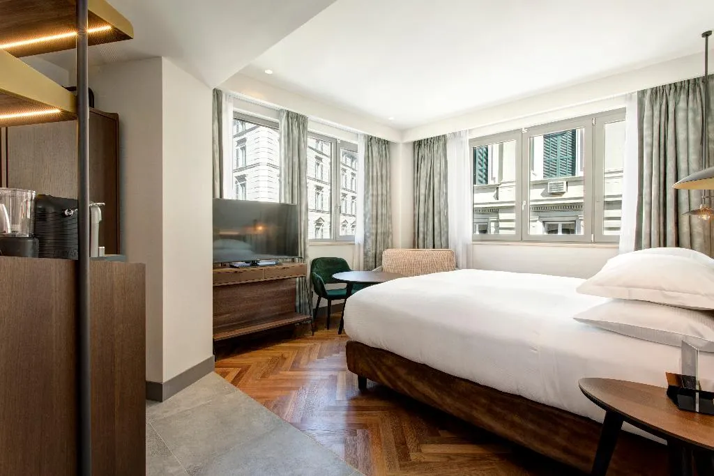 DOUBLE DELUXE KING BED Room, DoubleTree by Hilton Rome Monti, Rome