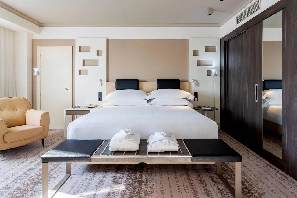 Room, Marriott Hotel Madrid Auditorium, Madrid