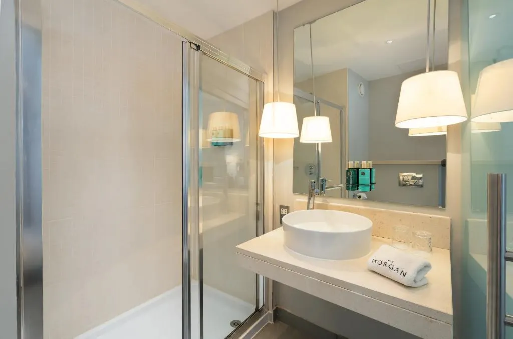 JUNIOR SUITE GUEST ROOM Room, The Morgan Hotel, Dublin