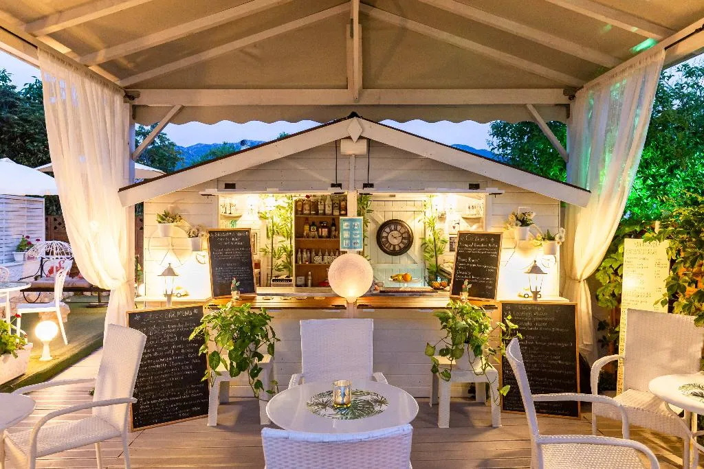 Restaurant, V.A. Boutique Apartments and Suites, Corfu