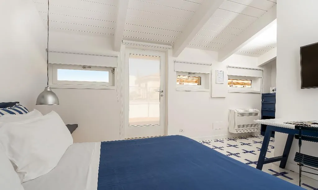 Room CAPACITY 2 Room, Maison Il Conservatorio, Naples