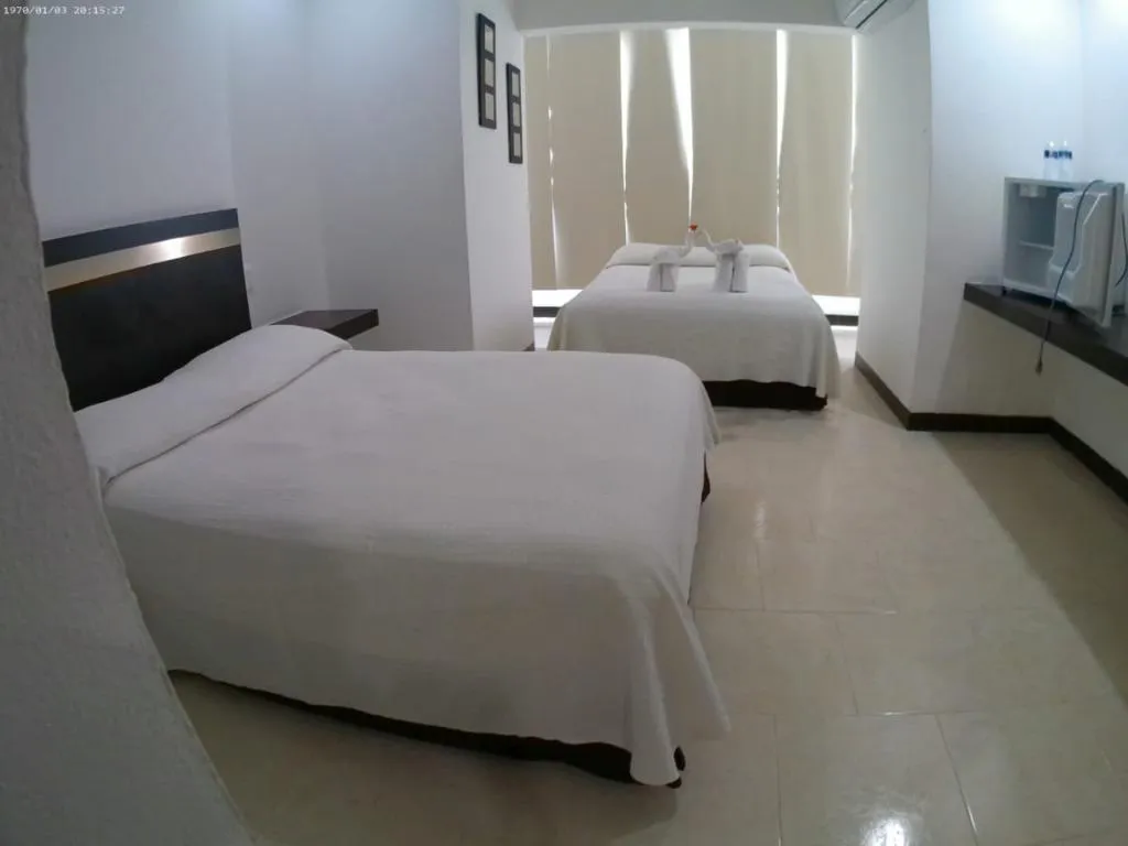 QUADRUPLE STANDARD Room, Plaza Playa, Playa Del Carmen