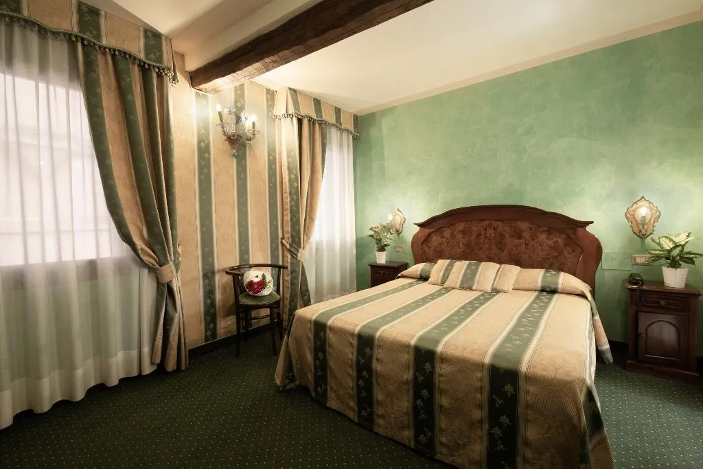 Double or Twin SUPERIOR Room, Marconi, Venice
