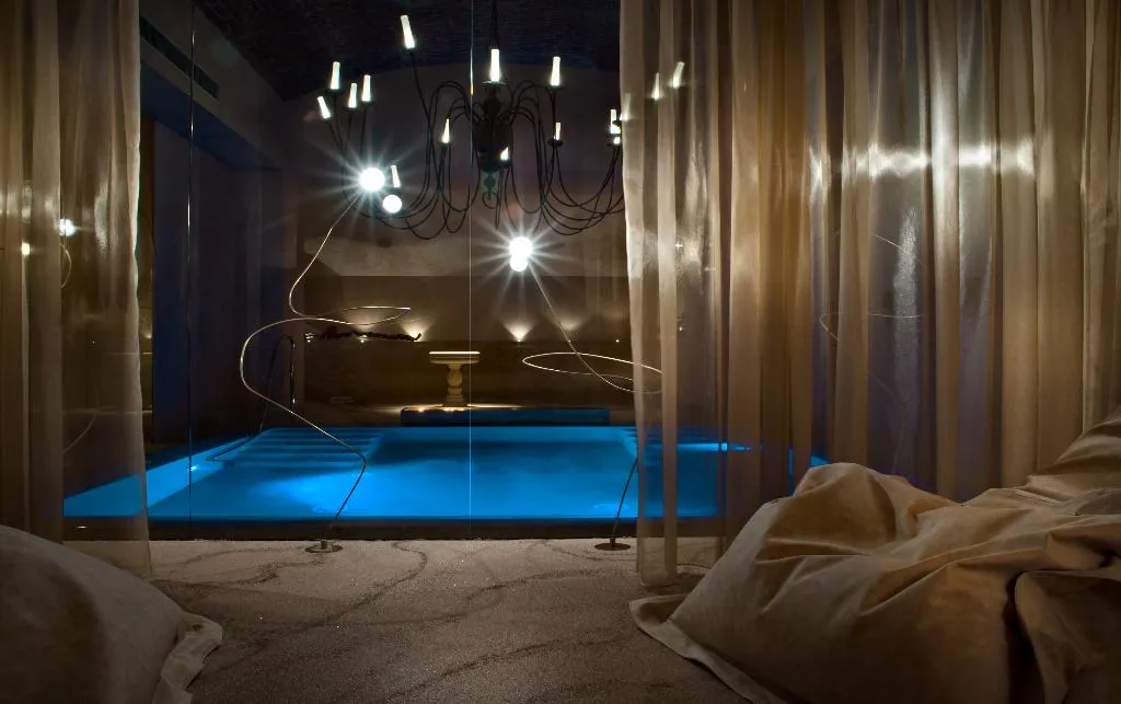 Sports and Entertainment, Chateau Monfort, Milan