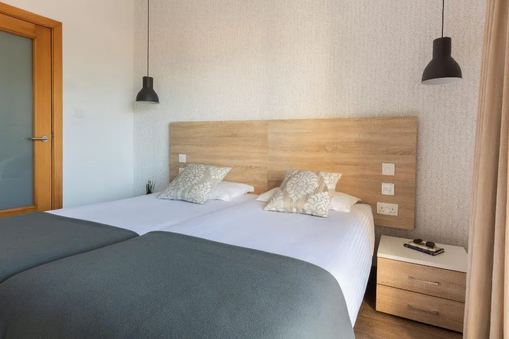 Double or Twin SEA VIEW Room, Plaza Hotels, Malta
