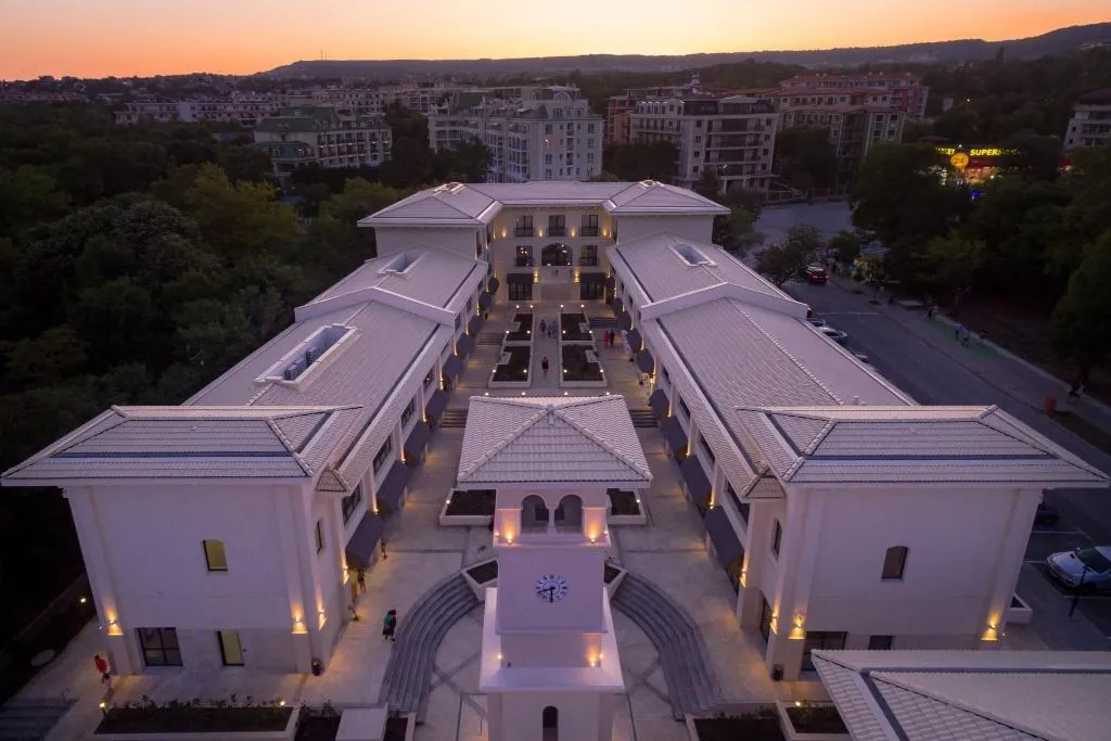 General view, Primorski Hotel, Varna