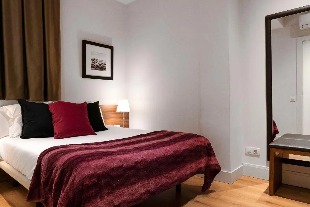 APARTMENT ONE BEDROOM Room, Dailyflats Gracia, Barcelona