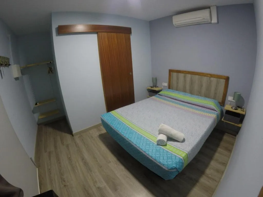 Room, L'Hostalet d'Arenys de Mar, Barcelona