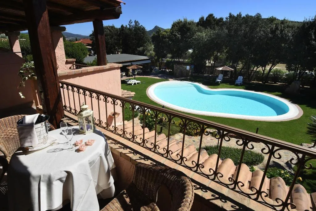 Terrace, Su Giganti, Cagliari
