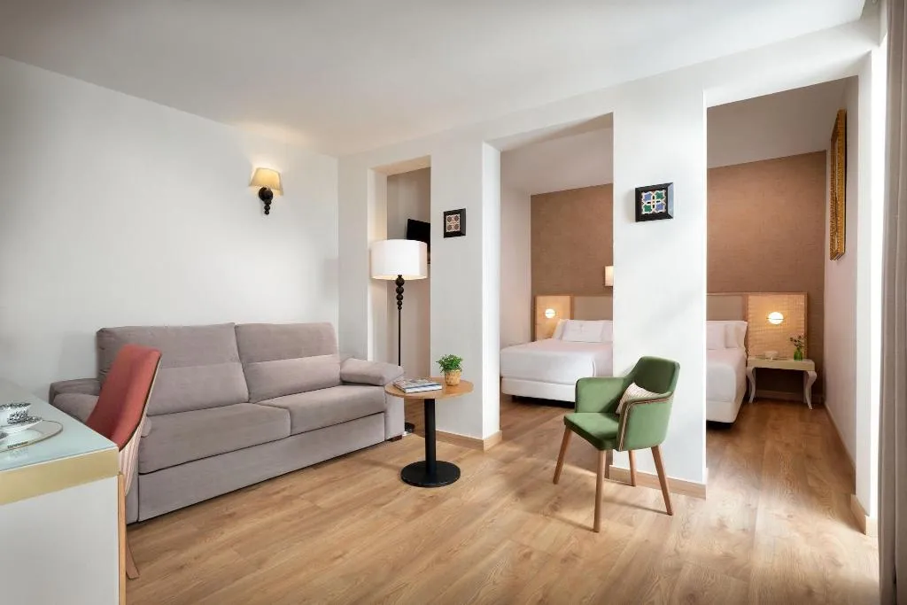 Room, Los Seises By Fontecruz, Seville