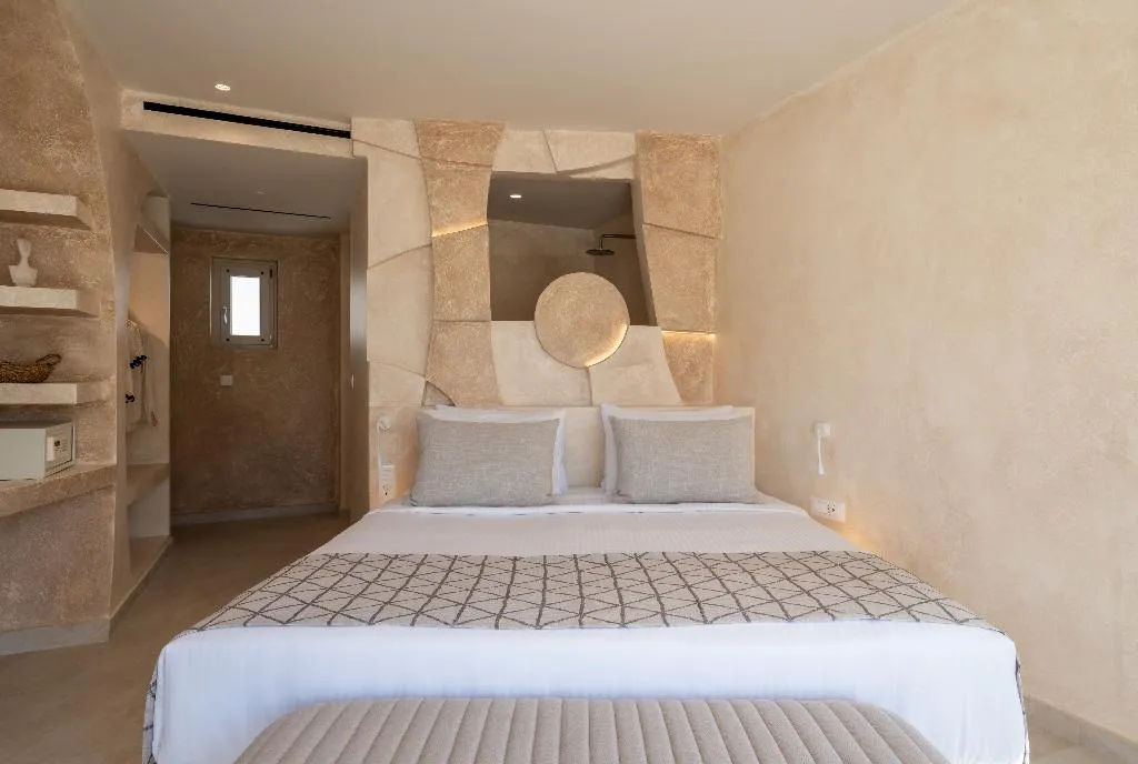 JUNIOR SUITE SUPERIOR SEA VIEW Room, Heyday Luxury Suites, Santorini