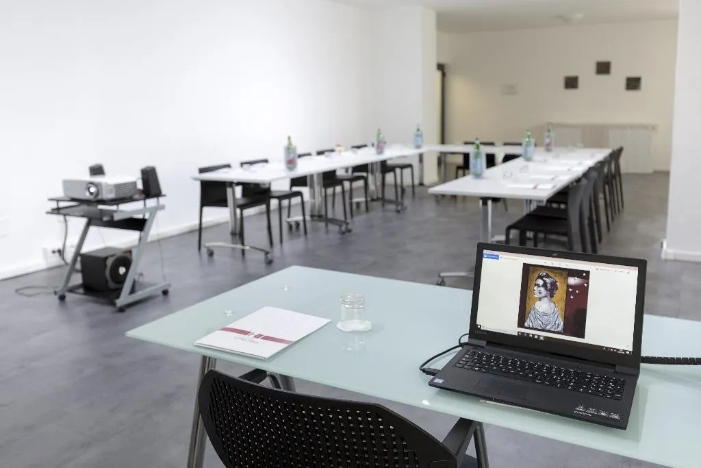 Conferences, Cristina, Naples