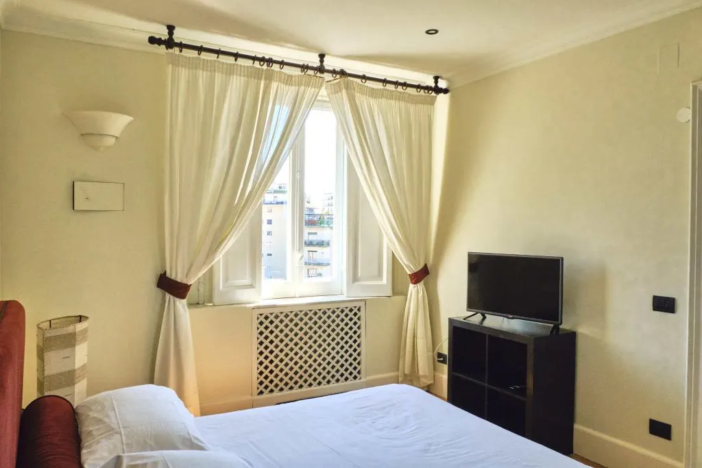 Room, Casa Rubinacci, Naples