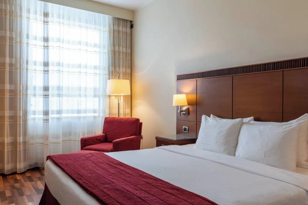 DOUBLE DELUXE KING BED Room, Courtyard Venice Airport, Venice