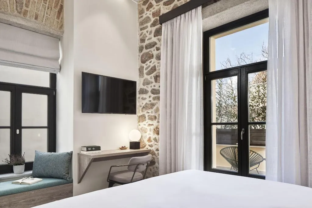 Room, NLH Monastiraki, Athens