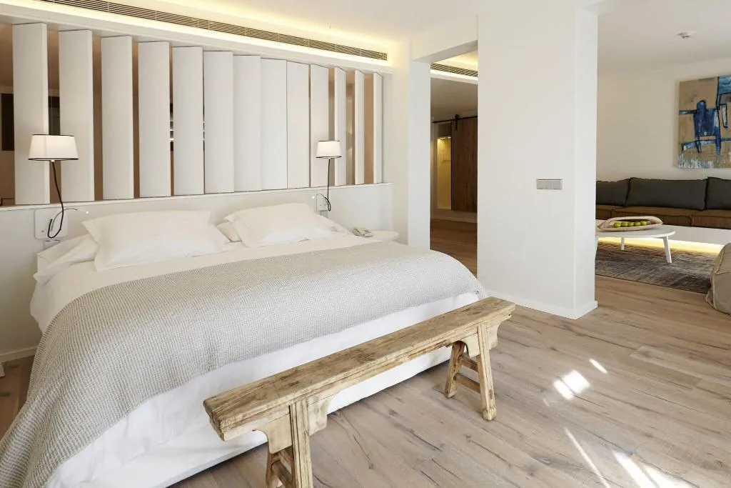 Room, Hotel Mas Lazuli, Costa Brava