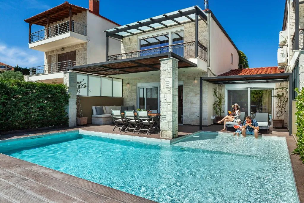VILLA FOUR BEDROOMS WITH PRIVATE POOL Room, Sunny Villas and Spa, Halkidiki