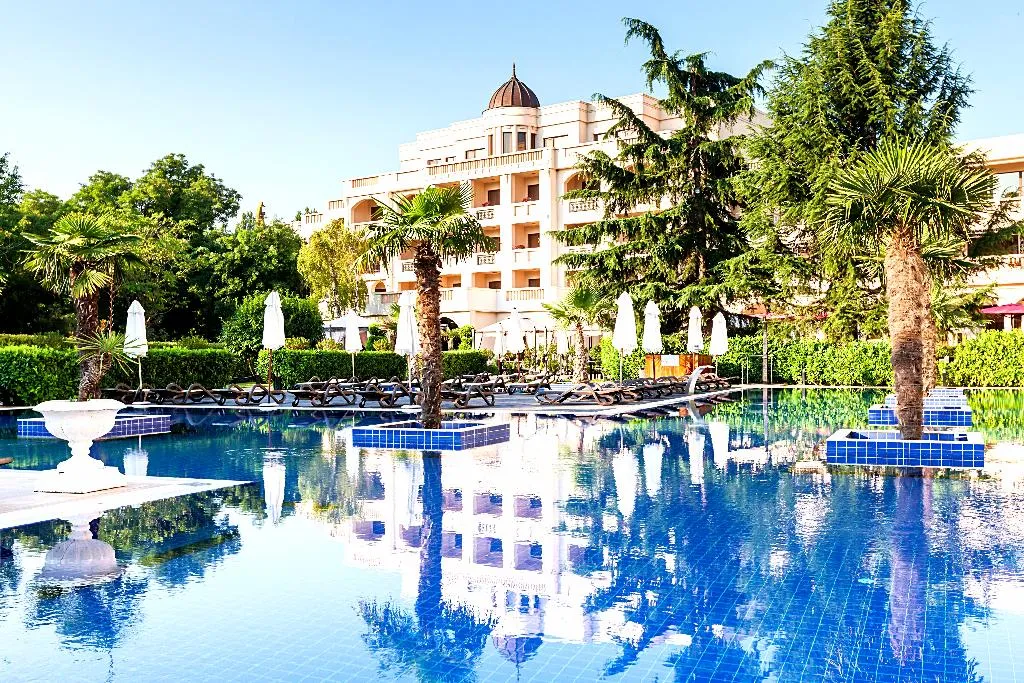 Pool, Grand Hotel & Spa Primoretz, Bourgas