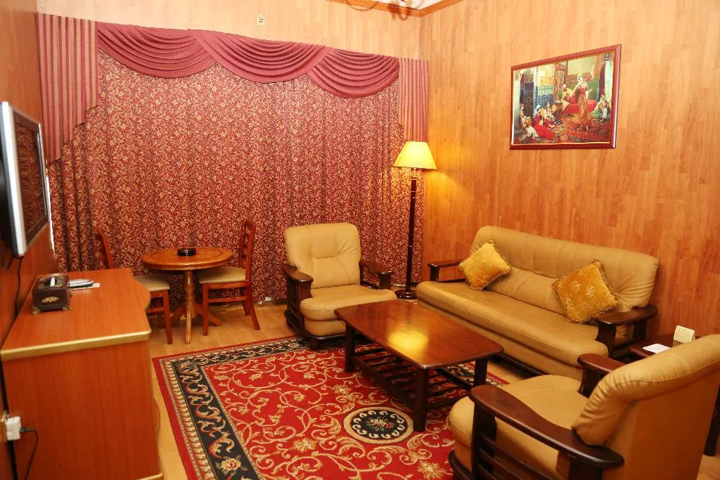 TRIPLE STANDARD Room, New California Hotel, Dubai