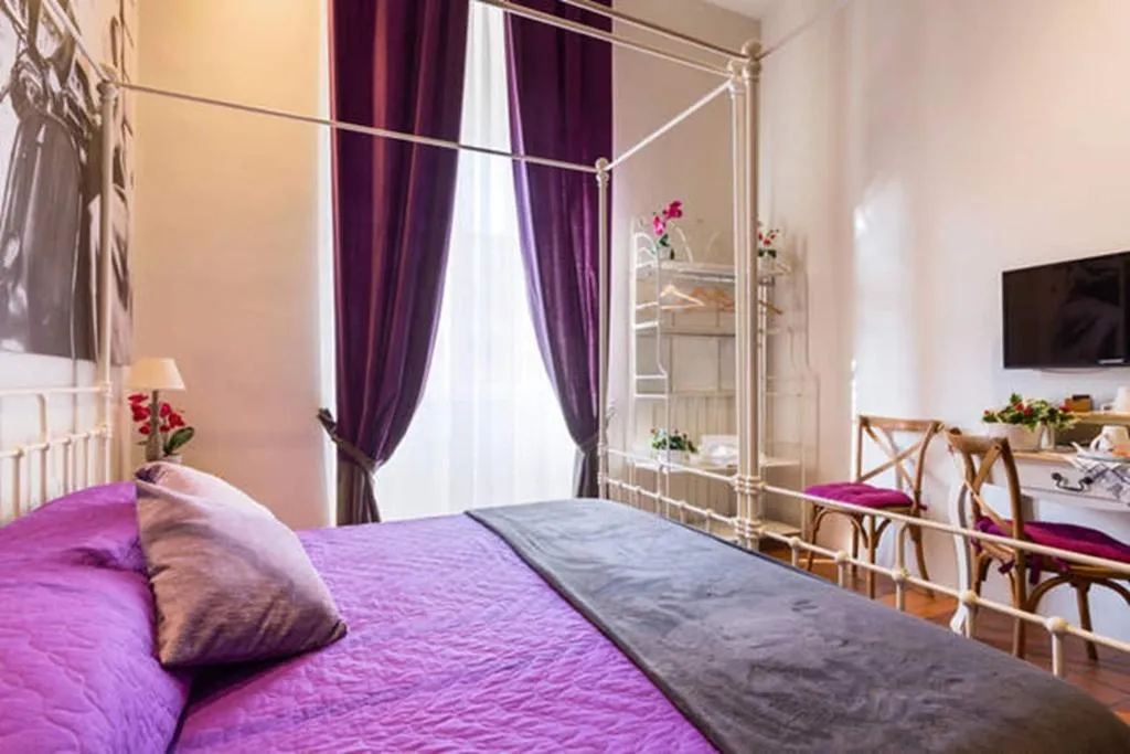 Room, Vacanze Romane Rooms, Naples