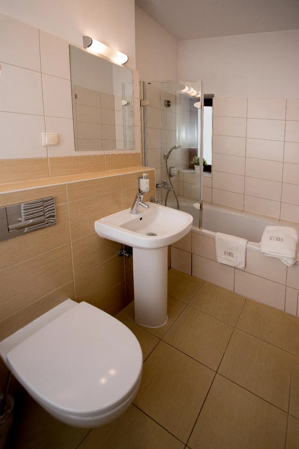 APARTMENT ECONOMY Room, Red Brick Apartments, Krakow