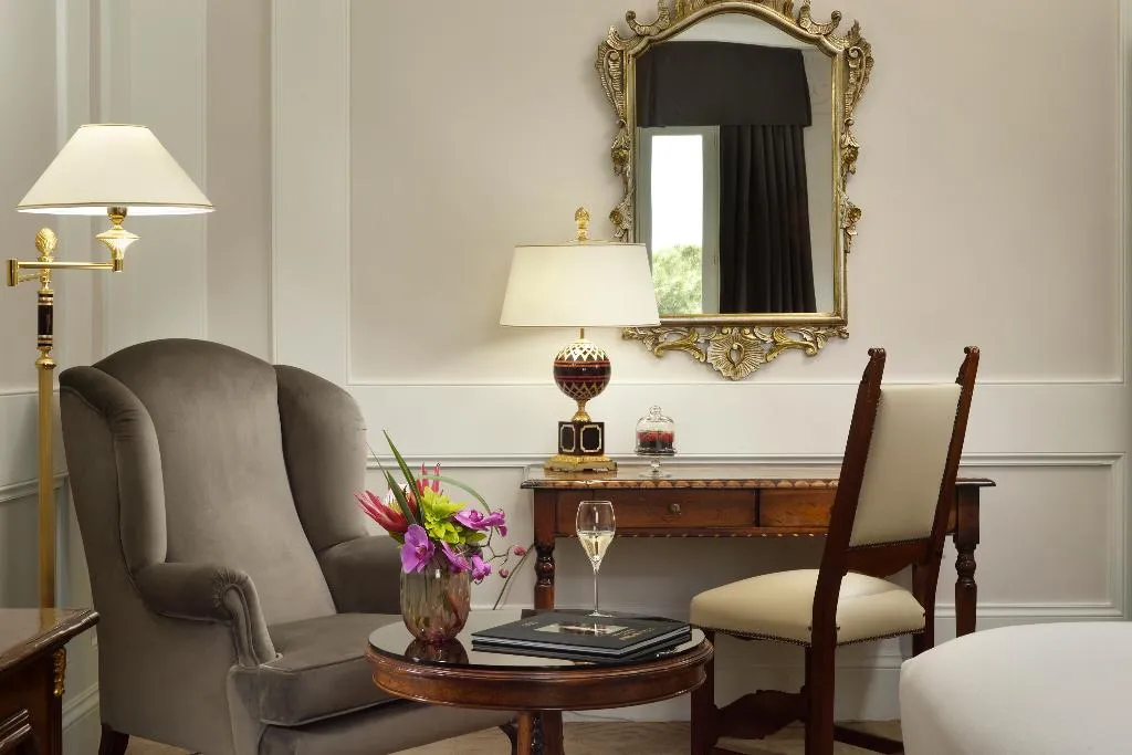 SUITE LUXURY ONE BEDROOM Room, Splendide Royal Rome, Rome