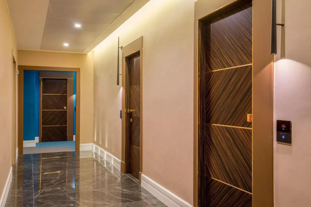 Lobby, Gioberti, Rome