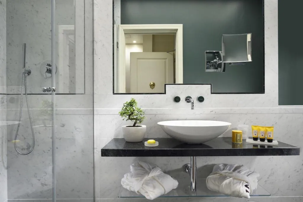 JUNIOR SUITE STANDARD Room, San Firenze Suites And Spa, Florence