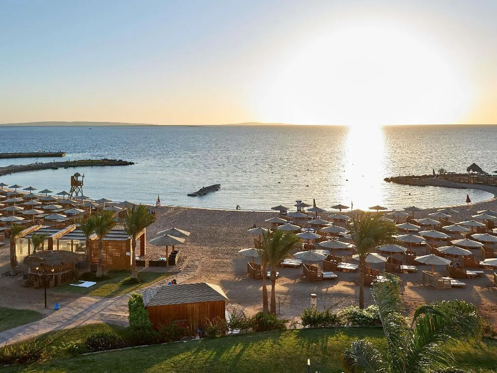 SUITE SUPERIOR POOL VIEW Room, Mercure Hurghada, Red Sea Riviera