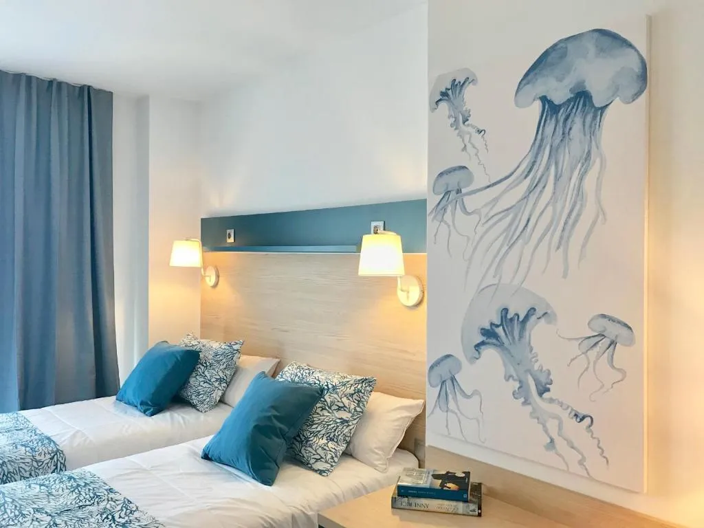 QUADRUPLE STANDARD Room, Hotel Salou Beach Rentalmar, Costa Dorada