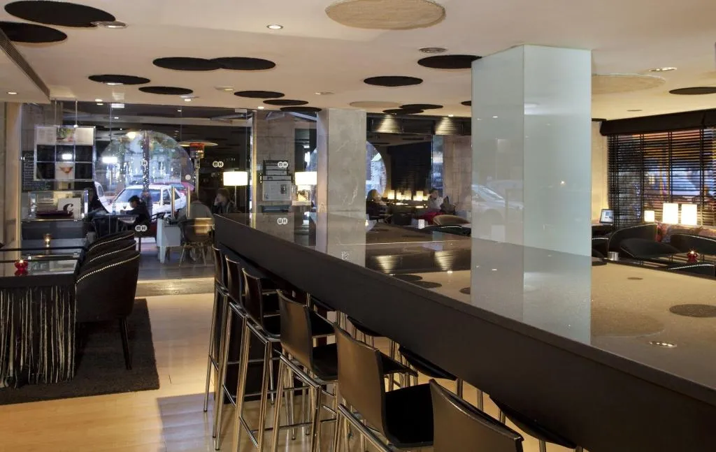 Lobby, HM Jaime III, Majorca