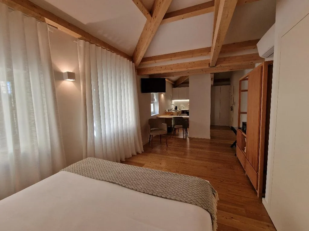 STUDIO PENTHOUSE Room, Porta Nobre Boutique Hotel by Aspasios, Porto