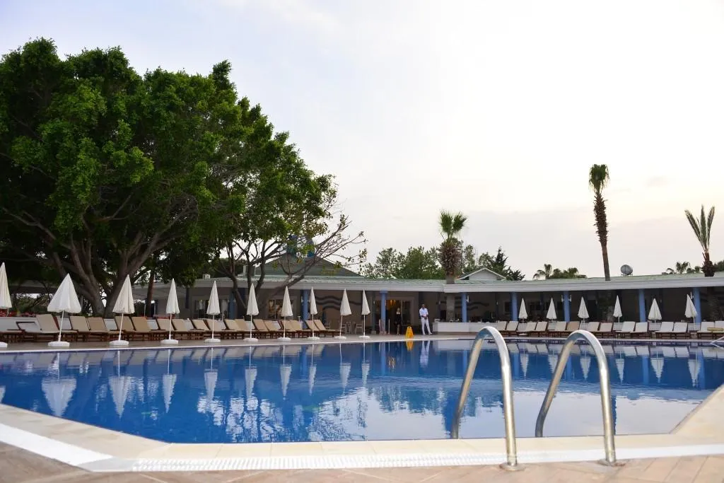 Pool, The Garden Beach Hotel, Antalya
