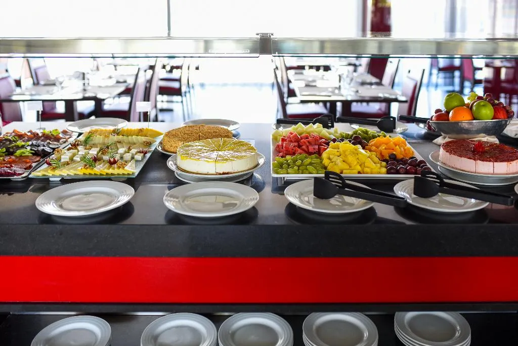 Restaurant, Aquashow Park Hotel, Algarve