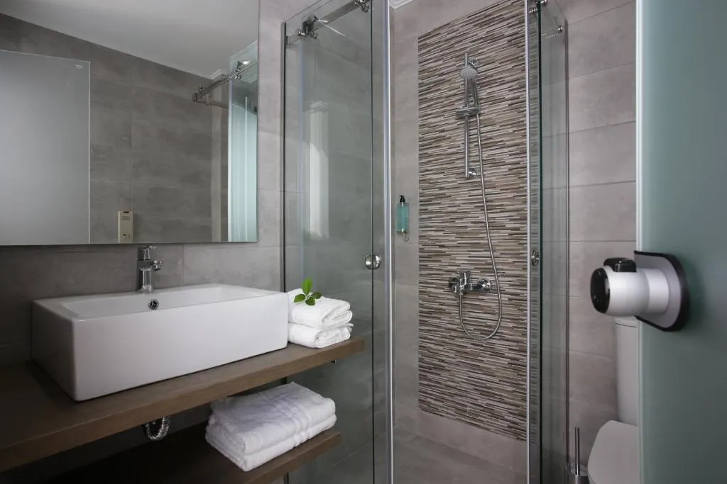 Double or Twin SUPERIOR GARDEN VIEW Room, Paradise Hotel Corfu, Corfu