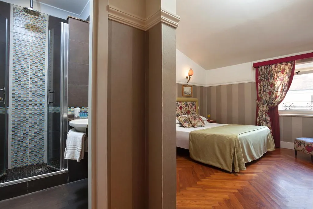 Room, Hotel Kennedy, Rome