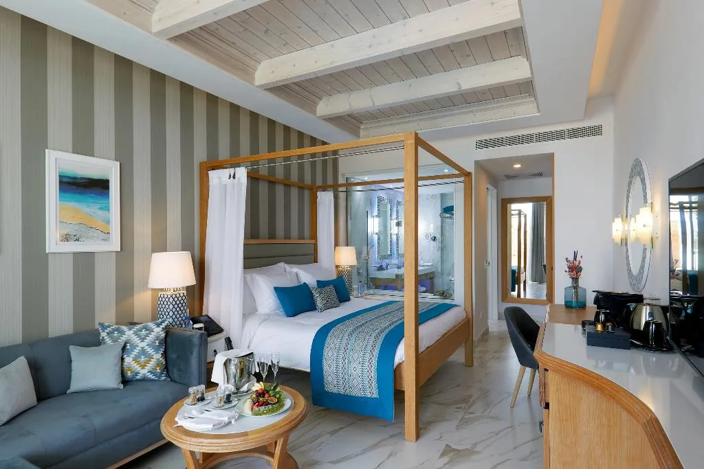 DOUBLE SUPERIOR WITH PRIVATE POOL Room, Amavi, MadeForTwo Hotels - Paphos, Cyprus