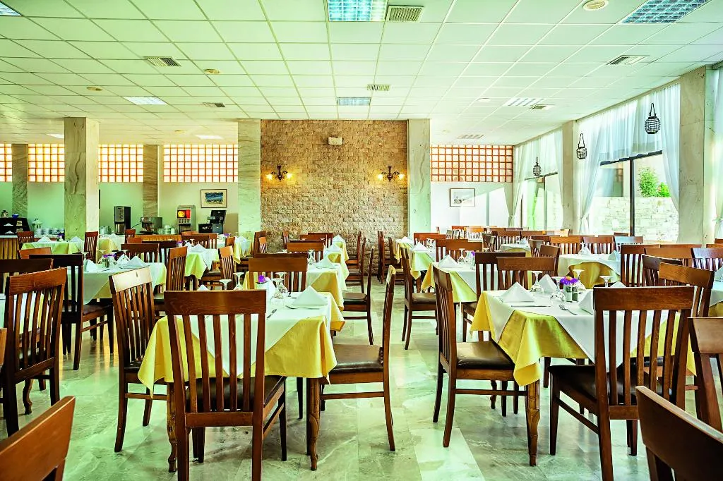 Restaurant, Xenios Theoxenia Hotel, Thessaloniki