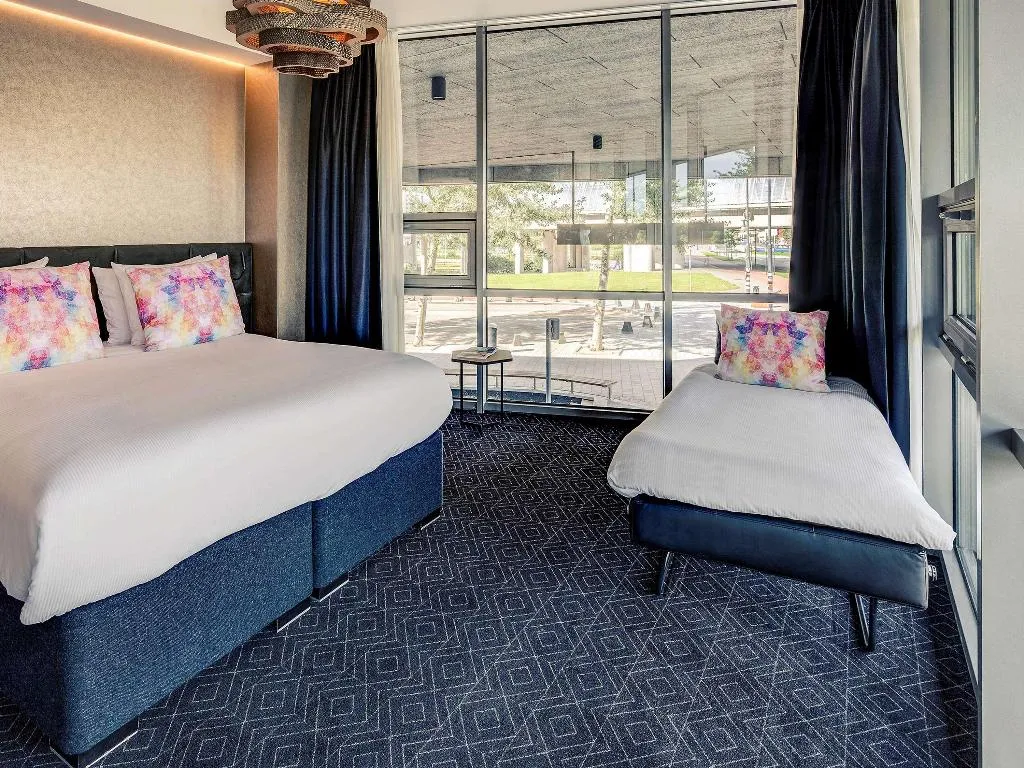 FAMILY ROOM CLASSIC Room, Mercure Hotel Amsterdam Sloterdijk Station, Amsterdam