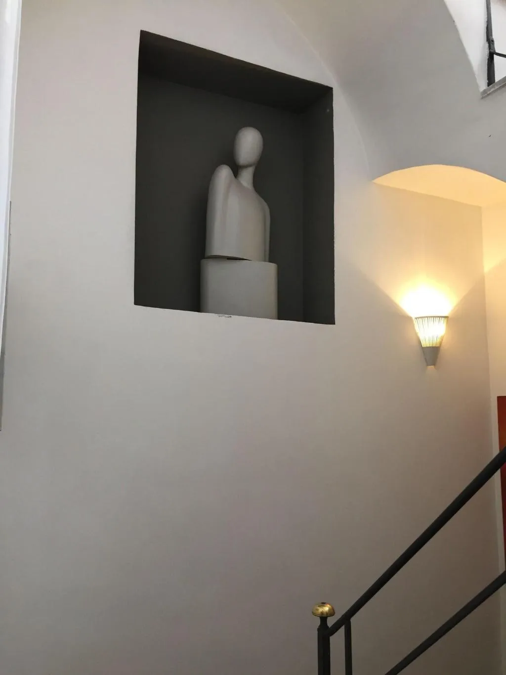 Lobby, Four Rooms, Catania