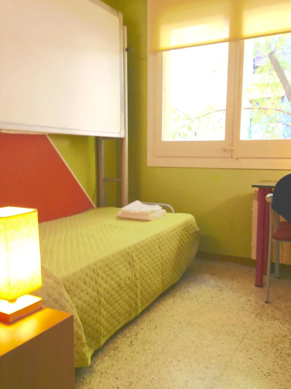 SINGLE STANDARD Room, Hostel Albergue Studio, Barcelona