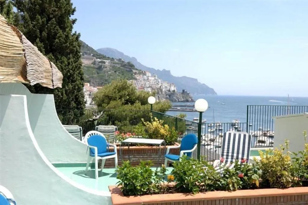 Terrace, Aurora, Naples