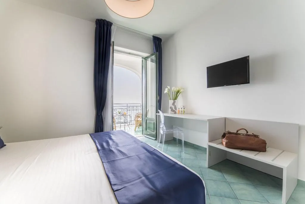 DOUBLE SEA VIEW Room, Hotel Sole Splendid, Naples